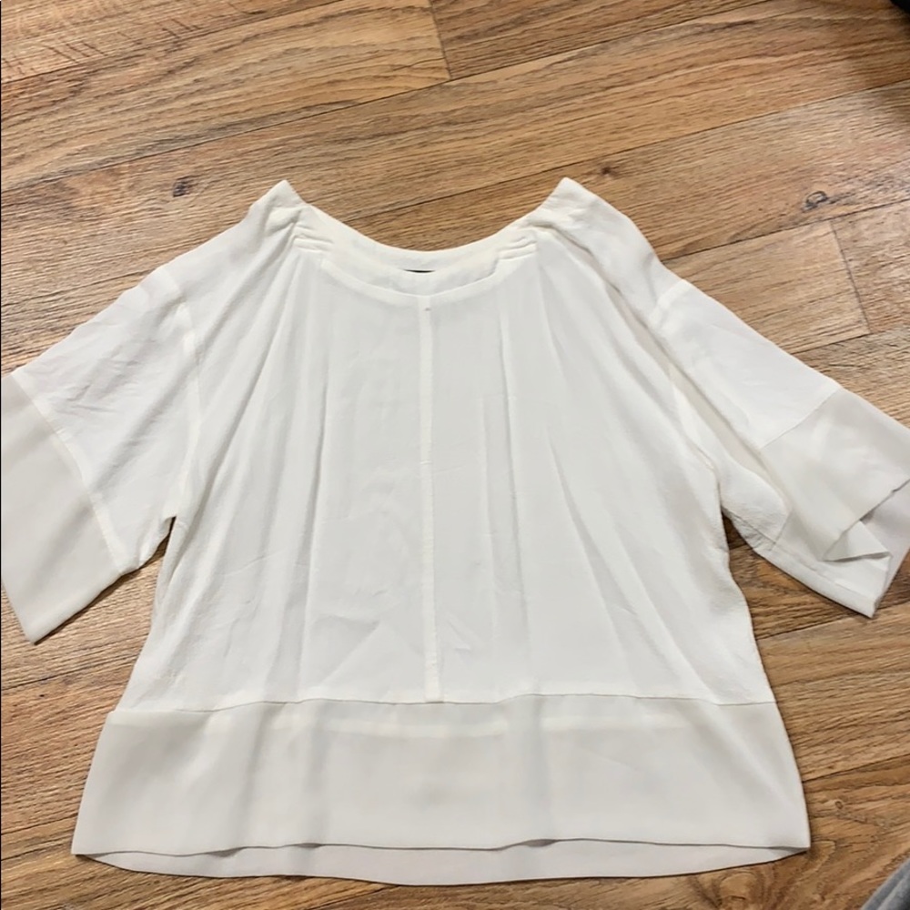 White short sleeve blouse